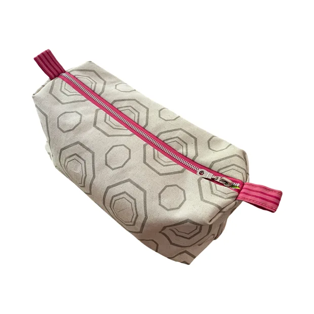 WASH BAGS - GREY GEOMETRIC