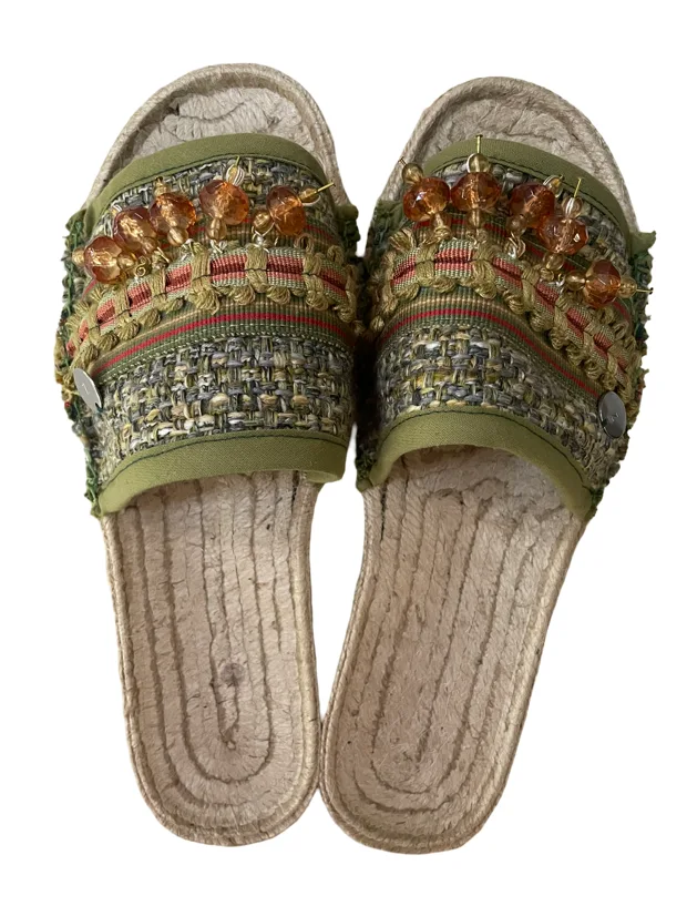 SANDALS -   PEACH BEADED SLIDES   slides
